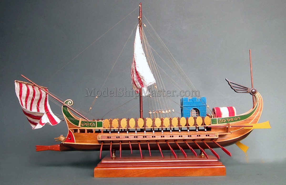 ROMAN WARSHIP