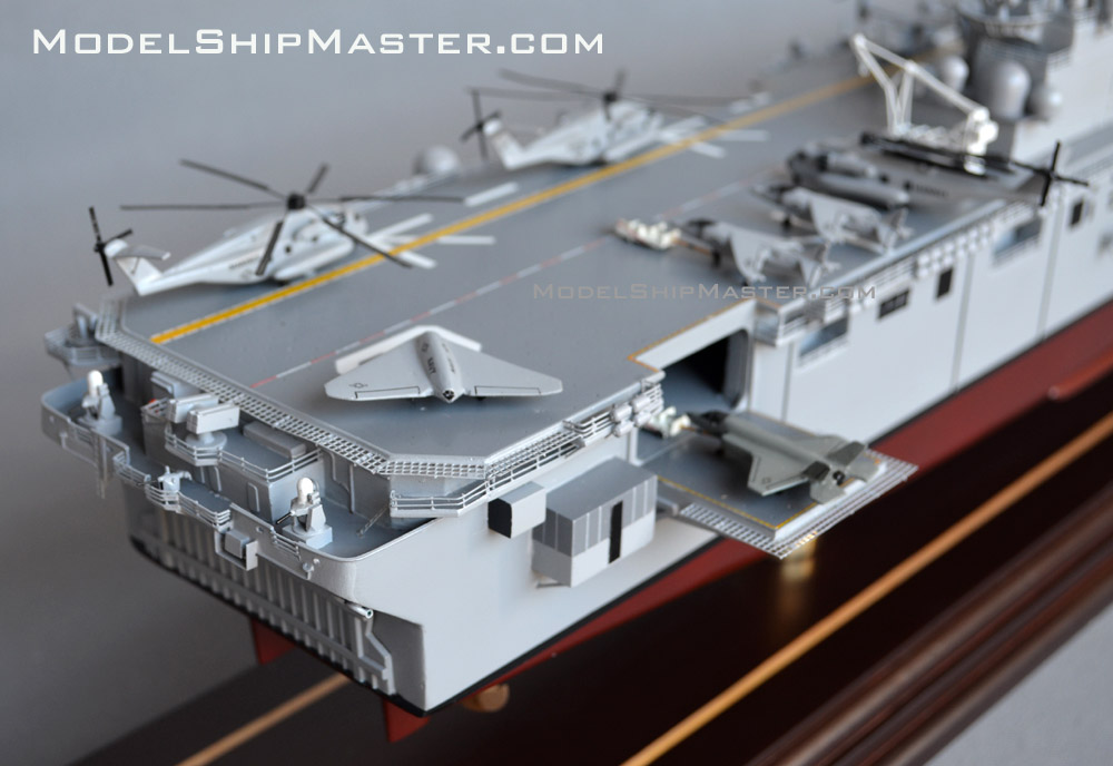 wasp class aircraft carrier model